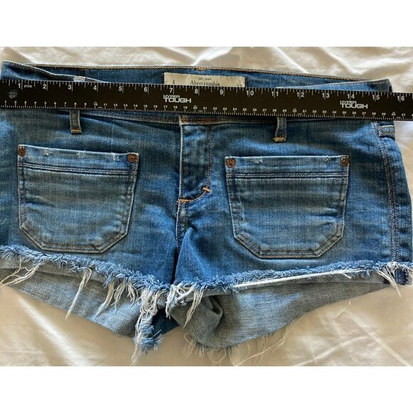 Abercrombie & Fitch Womens Distressed Front Patch Pocket Cutoff Jean Sho… - Picture 8 of 12